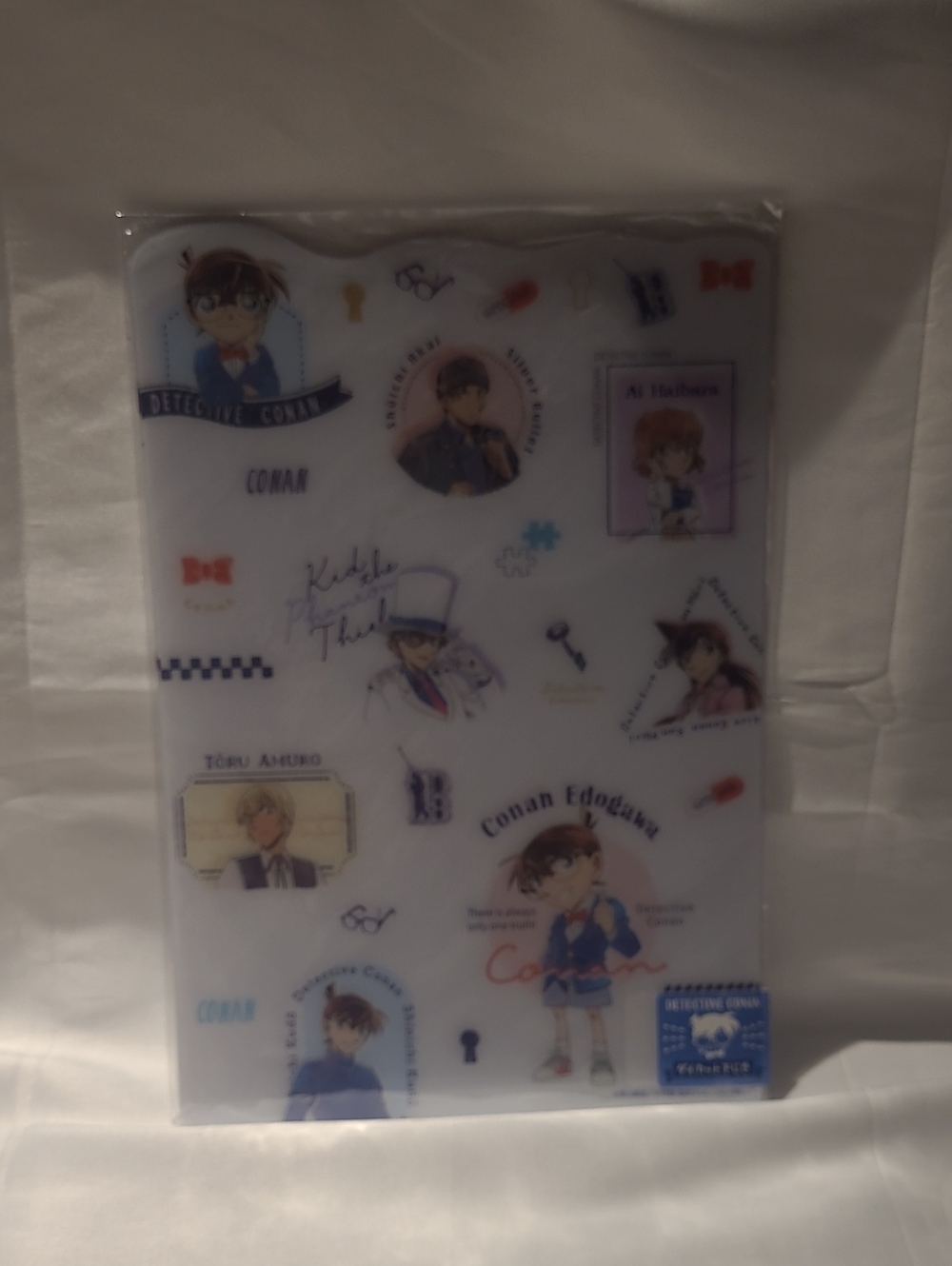 NWT Detective Conan Clear File Folder - White with Colorful Character Prints